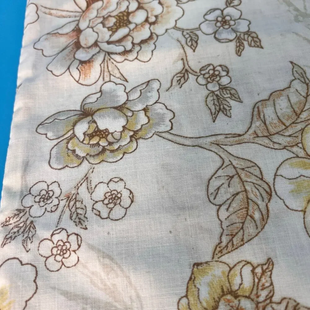 Vintage Cottagecore Floral Pillowcase Neutral 80s 1980s Farmhouse Shabby Chic